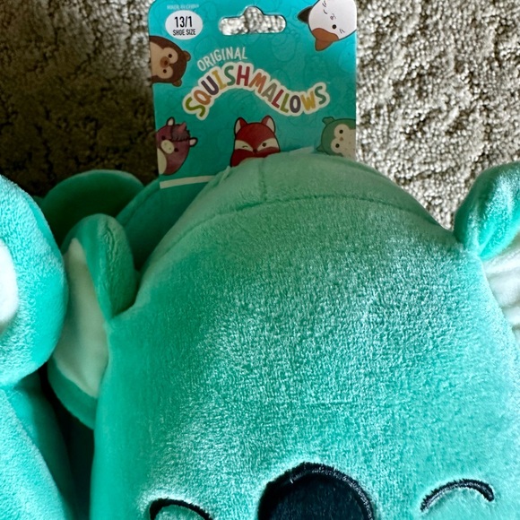 SQUISHMALLOWS Youth SZ 13/1 Kid Slippers KEVIN THE KOALA Brand New with Traction - Picture 11 of 12